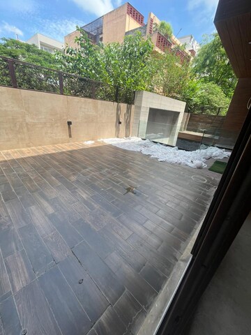 Balcony in 4 BHK Villa at Sushant Lok 3, Sector 57 – for Rent