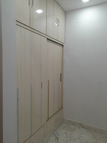 2 BHK Builder Floor For Sale in Rohini Sector 11