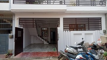 2 BHK Independent House For Rent in Jankipuram