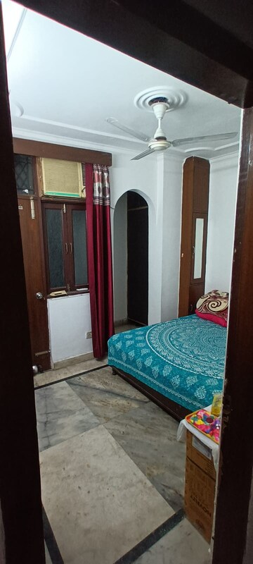 Bedroom in 1 BHK Builder Floor at Safdarjang Enclave – for Rent