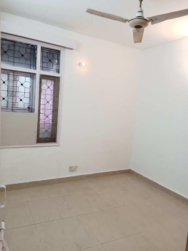 Room, safdarjung enclave 2 Bedroom 725 Sq.Ft. Builder Floor In Safdarjung Enclave Delhi 7982328