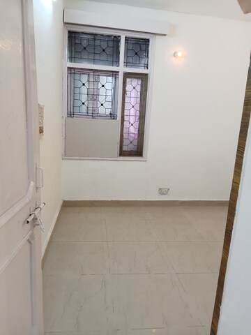 Bathroom in 2 BHK Builder Floor at Safdarjung Enclave – for Rent