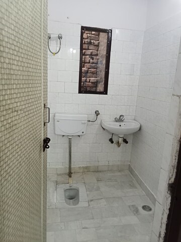 Bathroom in 2 BHK Builder Floor at Safdarjang Enclave – for Rent