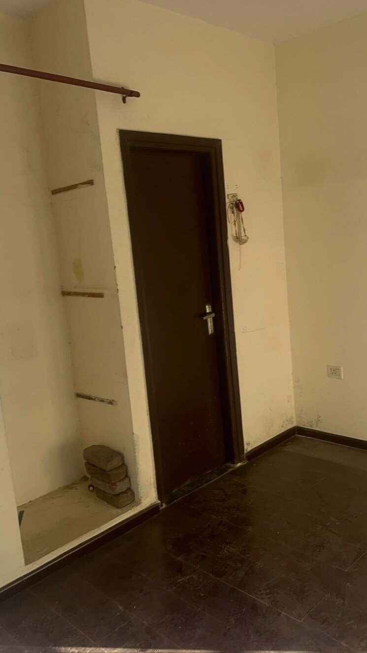 Room, terra-lavinium 3 Bedroom 740 Sq.Ft. Apartment In Sector 75 Faridabad 7982348