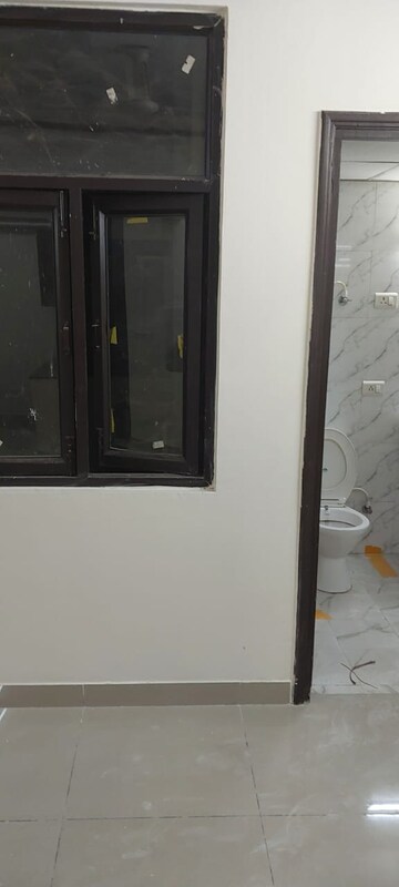 2.5 BHK Apartment For Rent in Ajnara Integrity, Raj Nagar Extension