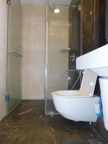 Bathroom in 4 BHK Apartment at Lodha The Park, Worli – for Rent