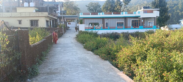 Garden, garhi cantt  350 Sq.Yd. Plot In Garhi Cantt Dehradun 7982397