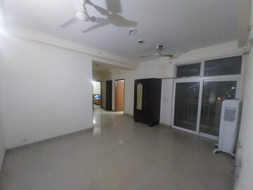 Room in 2 BHK Apartment at Mahagun Mywoods, Sector 16c Greater Noida – for Sale