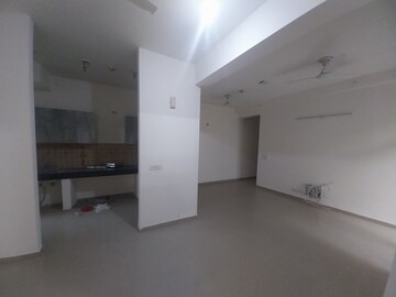 Room in 3 BHK Apartment at Mahagun Mywoods, Sector 16c Greater Noida – for Rent