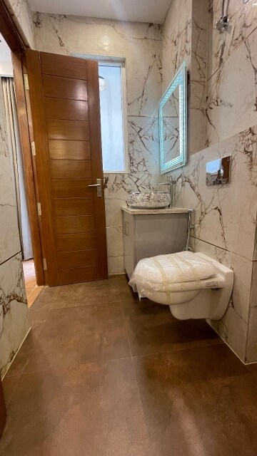 Bathroom in 3 BHK Builder Floor at Sector 70 – for Sale