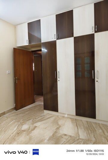Bedroom in 3 BHK Apartment at Indiranagar – for Rent