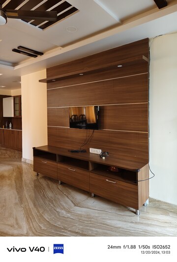 Furnished Amenities in 3 BHK Apartment at Indiranagar – for Rent