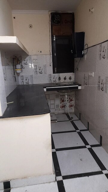 Kitchen in 2 BHK Builder Floor at Mayur Vihar Phase 1 – for Rent