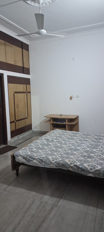 Bedroom in 2 BHK Independent House at Gomti Nagar – for Rent