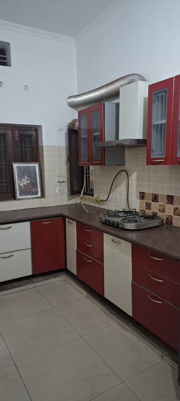 Kitchen in 2 BHK Independent House at Gomti Nagar – for Rent