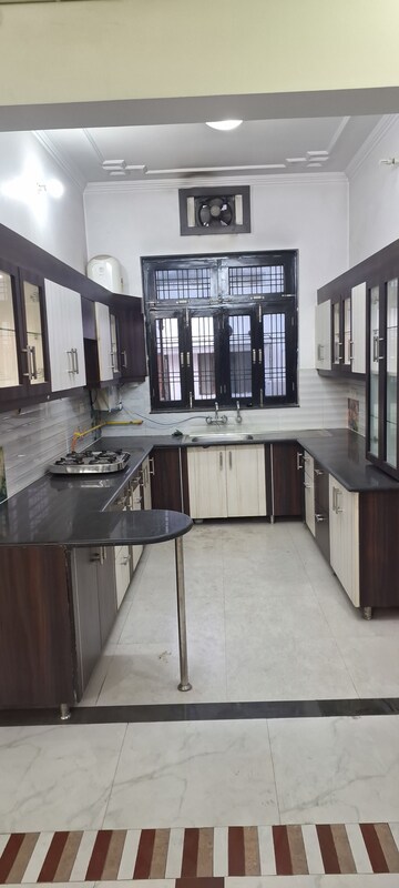 2 BHK Independent House For Rent in Gomti Nagar