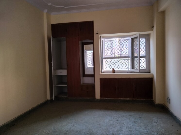 Room, ip extension 2 Bedroom 850 Sq.Ft. Apartment In Ip Extension Delhi 7982611
