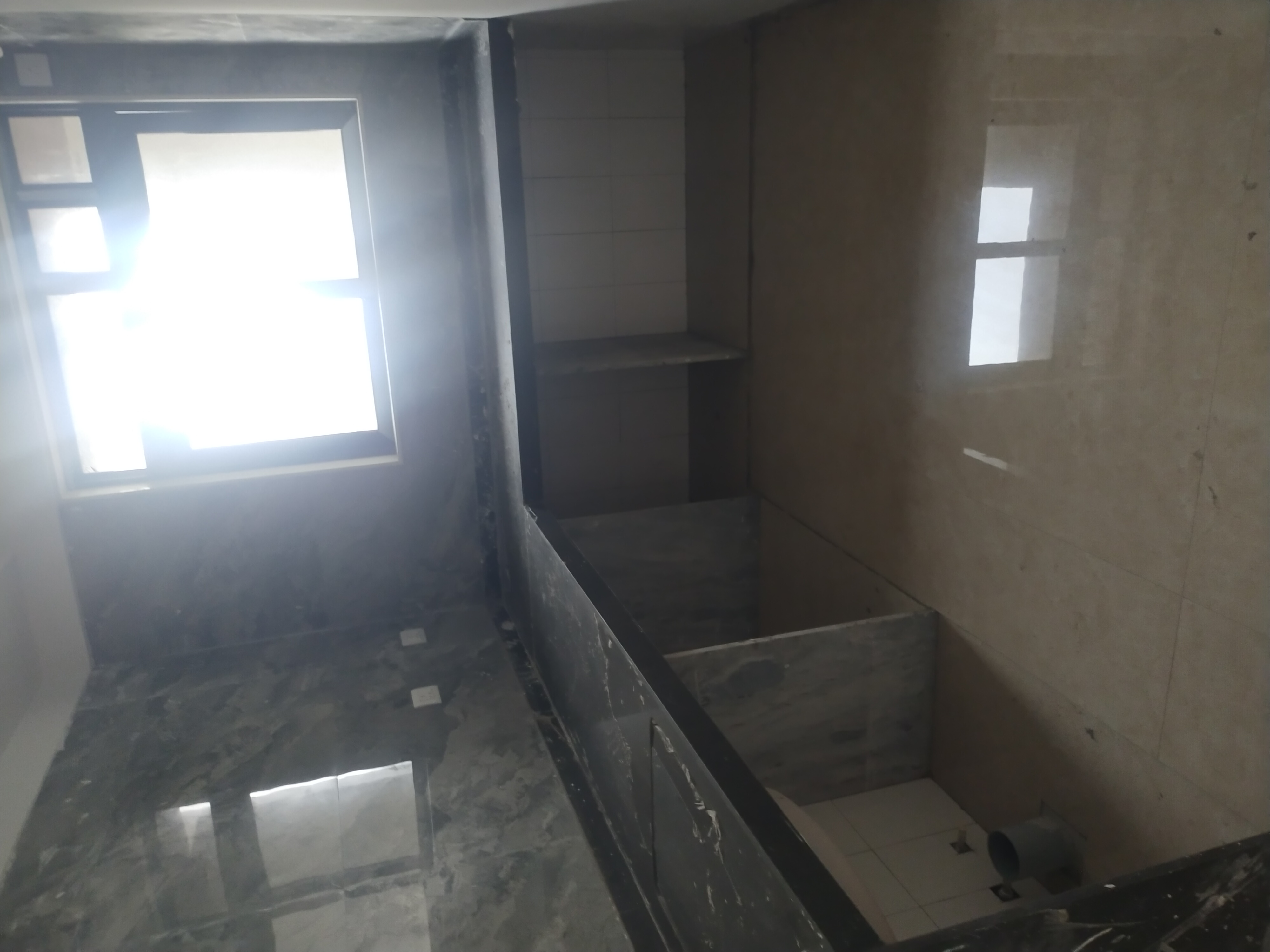 3.5 BHK + Extra Room 2100 Sq.Ft. Apartment in Hiranandani Glen Dale