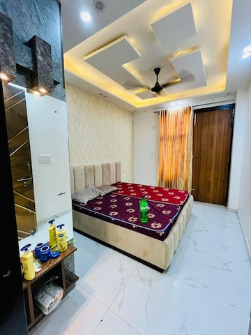 Bedroom in 2 BHK Builder Floor at Dwarka Mor – for Rent