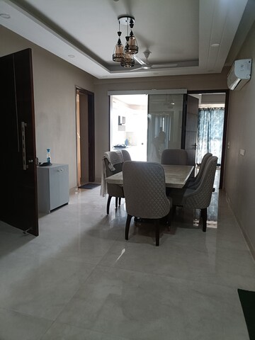 Master Bedroom in 4 BHK Builder Floor at Ansal Plaza Sector-23, Sector 23 – for Rent