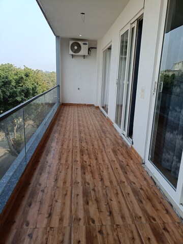 Balcony in 4 BHK Builder Floor at Ansal Plaza Sector-23, Sector 23 – for Rent