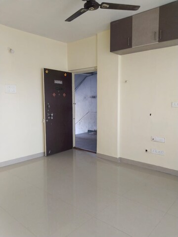 Room in 1 BHK Apartment at Dhayari – for Rent