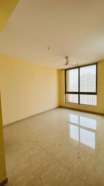 Room in 2 BHK Apartment at Hiranandani Estate – for Rent