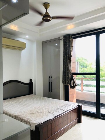 Master Bedroom in 3 BHK Builder Floor at Saket – for Rent