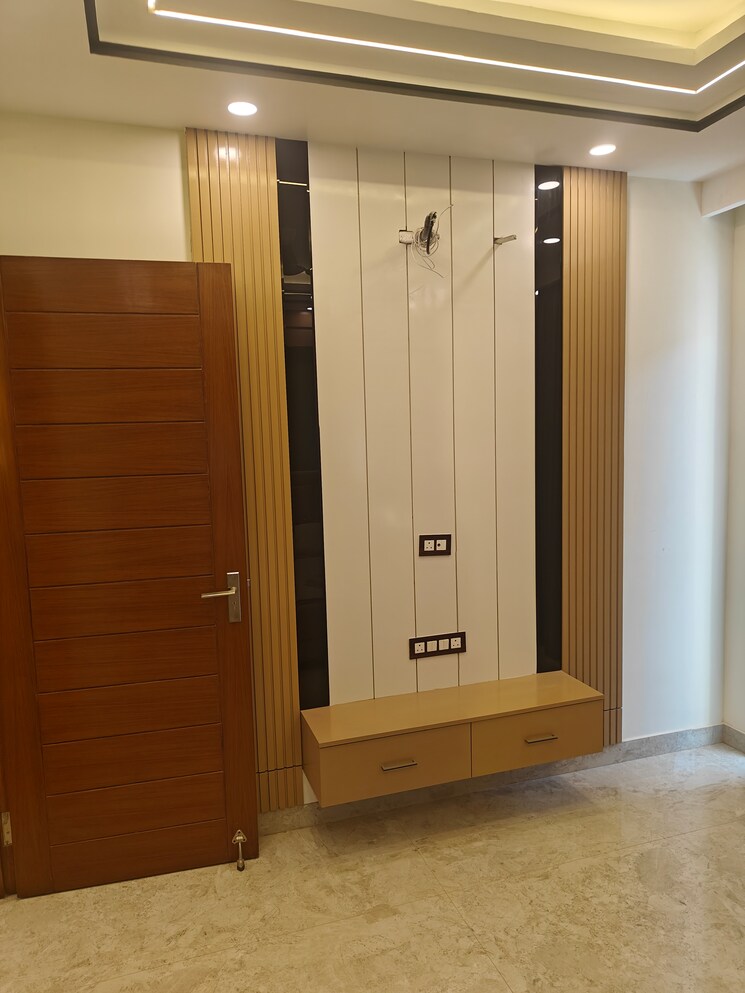 Room, sector 70 3 Bedroom 1410 Sq.Ft. Builder Floor In Sector 70 Gurgaon 7982772