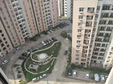 Master Plan in 2 BHK Apartment at Gomti Nagar – for Rent