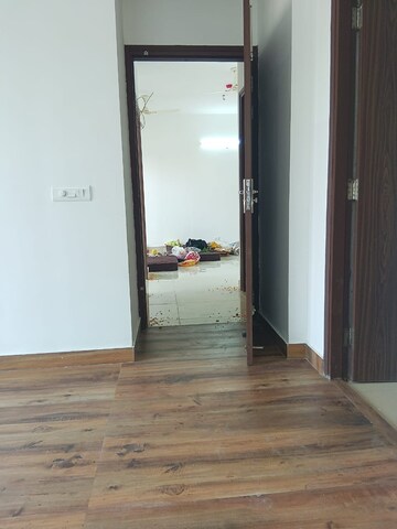 Room in 2 BHK Apartment at Ace Divino, Sector 1 Greater Noida – for Rent