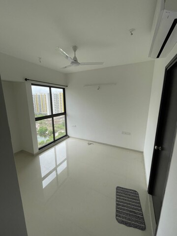 Furnished Amenities in 2.5 BHK Apartment at Lodha Palava City, Dombivli East – for Sale