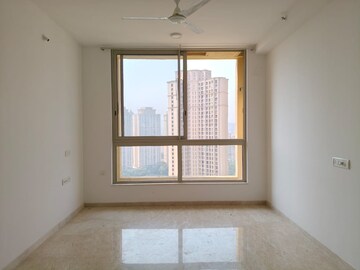 Room in 2 BHK Apartment at Hiranandani Delanna, Ghodbunder Road – for Rent