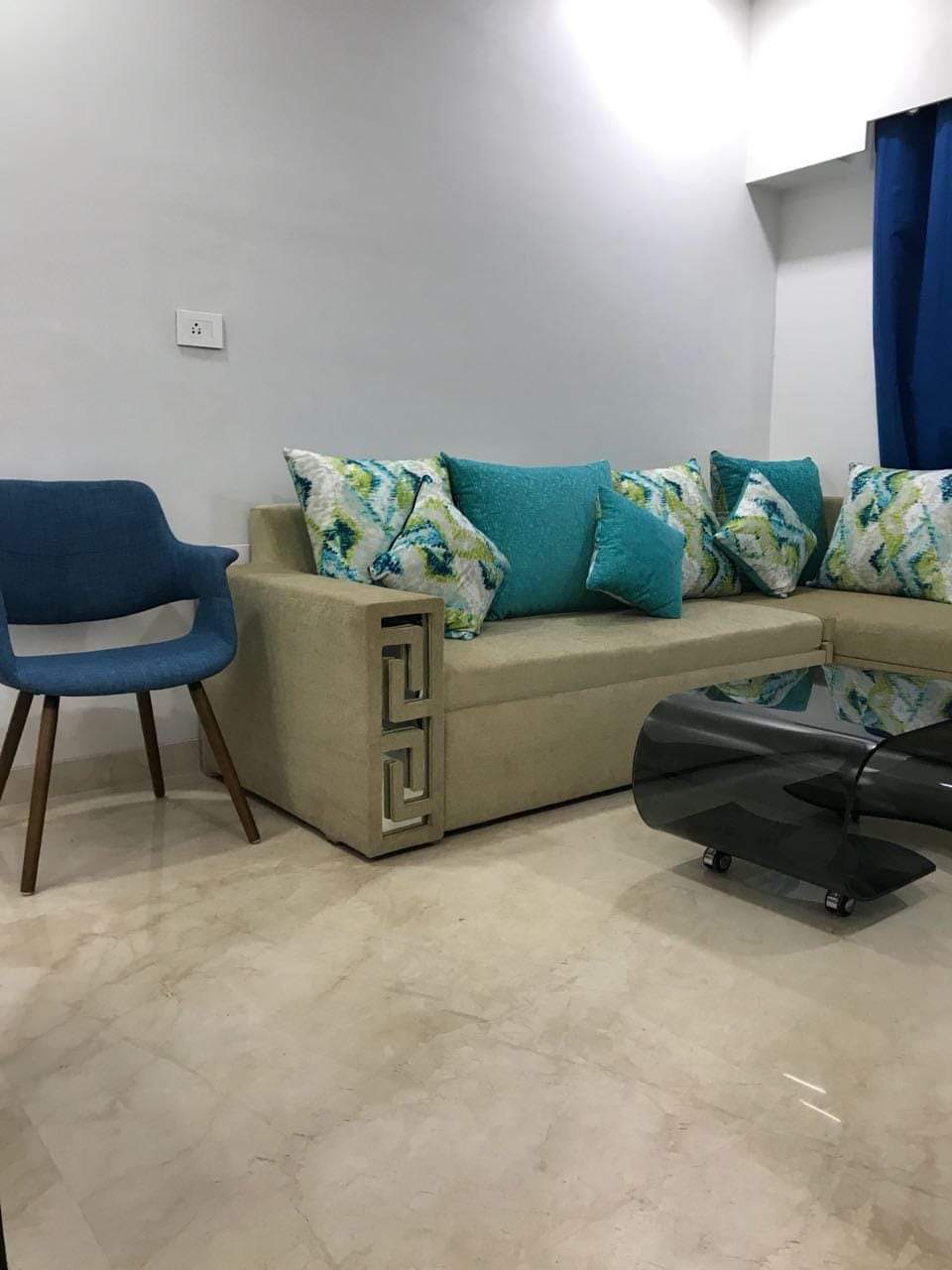 2 BHK Apartment For Sale in Omkar Meridia