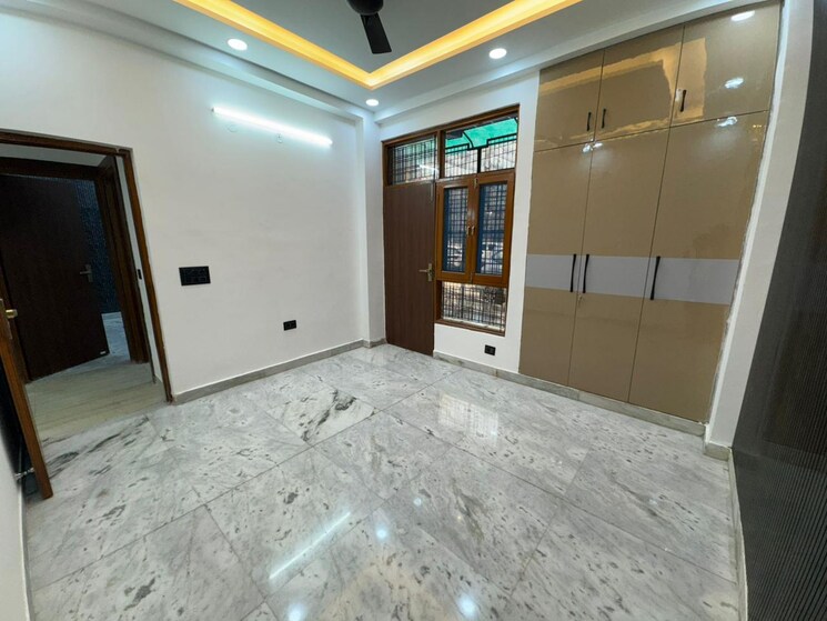 Room, smart-lane 3 Bedroom 1800 Sq.Ft. Builder Floor In Niti Khand Ghaziabad 7982927