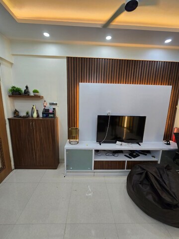 Master Bedroom in 1 BHK Apartment at Swastik Residency 1, Ghodbunder Road – for Rent