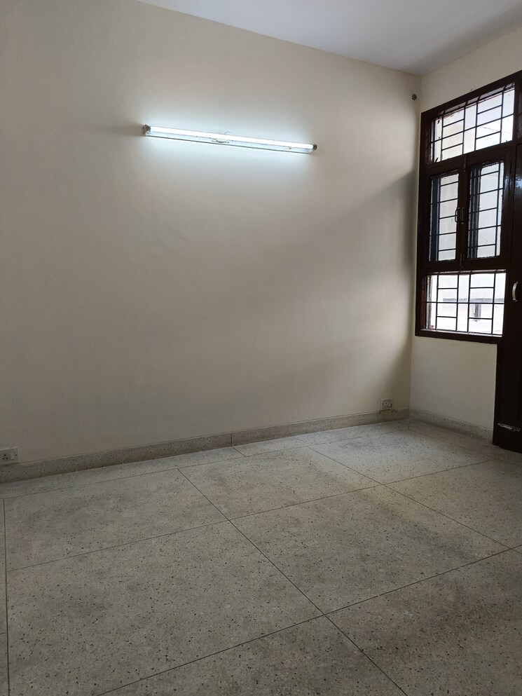 Room, unitech-south-city-ii 2 Bedroom 1000 Sq.Ft. Builder Floor In Sector 50 Gurgaon 7983084