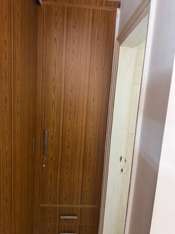Master Bedroom in 3 BHK Apartment at Kendriya Vihar 2, Sector 82 – for Rent