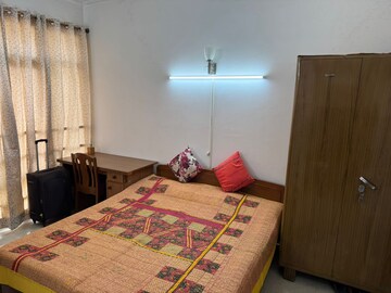 Bedroom in 3 BHK Apartment at Kendriya Vihar 2, Sector 82 – for Rent