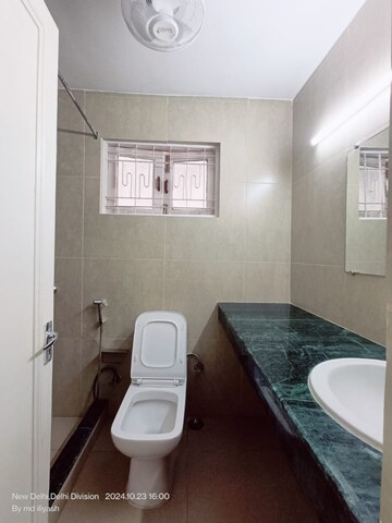 Bathroom in 3 BHK Builder Floor at Safdarjung Development Area – for Rent