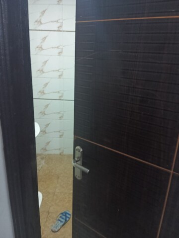 Bathroom in 3.5 BHK Apartment at SDS NRI Residency Omega II, Omega Ii Greater Noida – for Rent