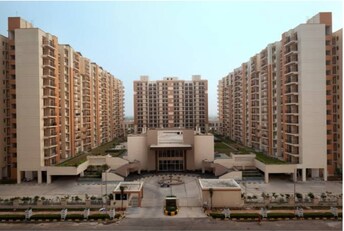 2 BHK Apartment For Resale in Klj Platinum Heights Sector 77 Faridabad  7983160