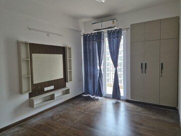 Room in 3 BHK Apartment at ATS Nobility, Sector 4 Greater Noida – for Sale