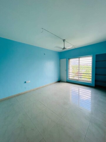 Room in 2 BHK Apartment at Durvas CHS, Nalasopara East – for Sale