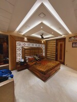 3 BHK + Pooja Room,Study Room 100 Sq.Yd. Builder Floor in Burari