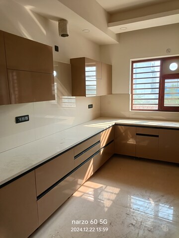 Kitchen in 3 BHK Builder Floor at Sector 76 – for Rent