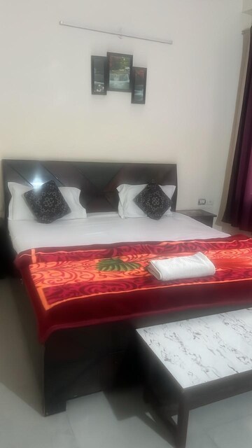 Bedroom in 5 BHK Villa at RWA Apartments Sector 108, Sector 108 – for Rent