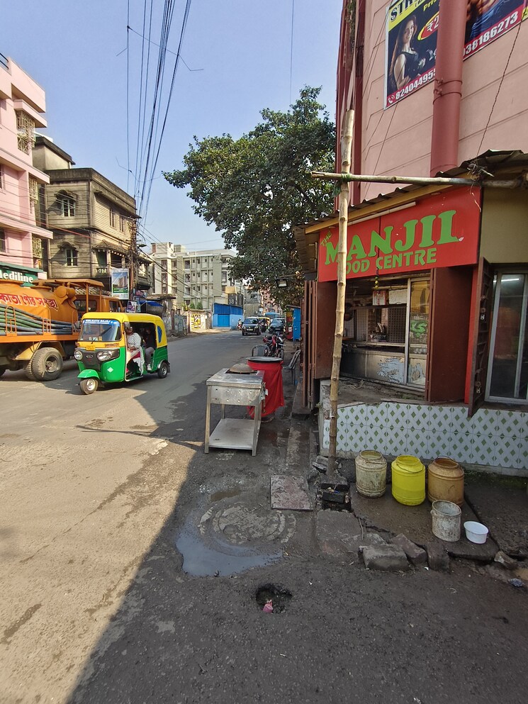 Exterior View, behala chowrasta Commercial Shop 300 Sq.Ft. In Behala Chowrasta Kolkata 7983212