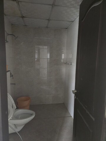 Bathroom in 3 BHK Builder Floor at Omaxe Royal Residency Faridabad, Sector 79 – for Rent