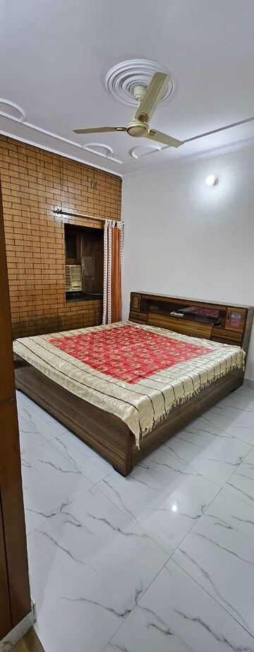 Bedroom in 2 BHK Apartment at Sector 12 Dwarka – for Rent